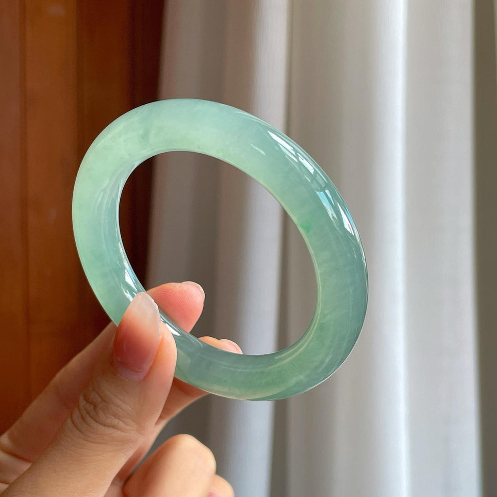 冰种湖水绿翡翠圆条手镯（53.5mm）（yc318633）