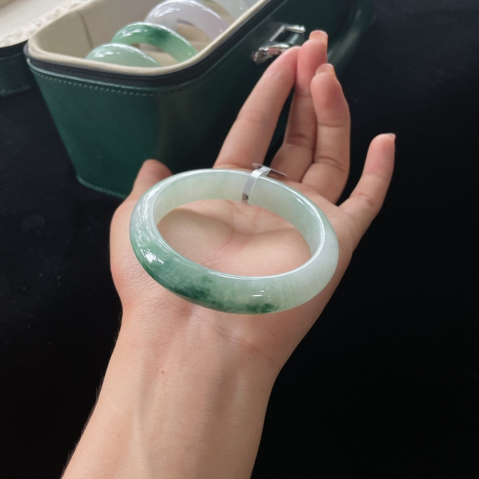 糯种飘花正圈翡翠手镯（56mm）（yc019443）