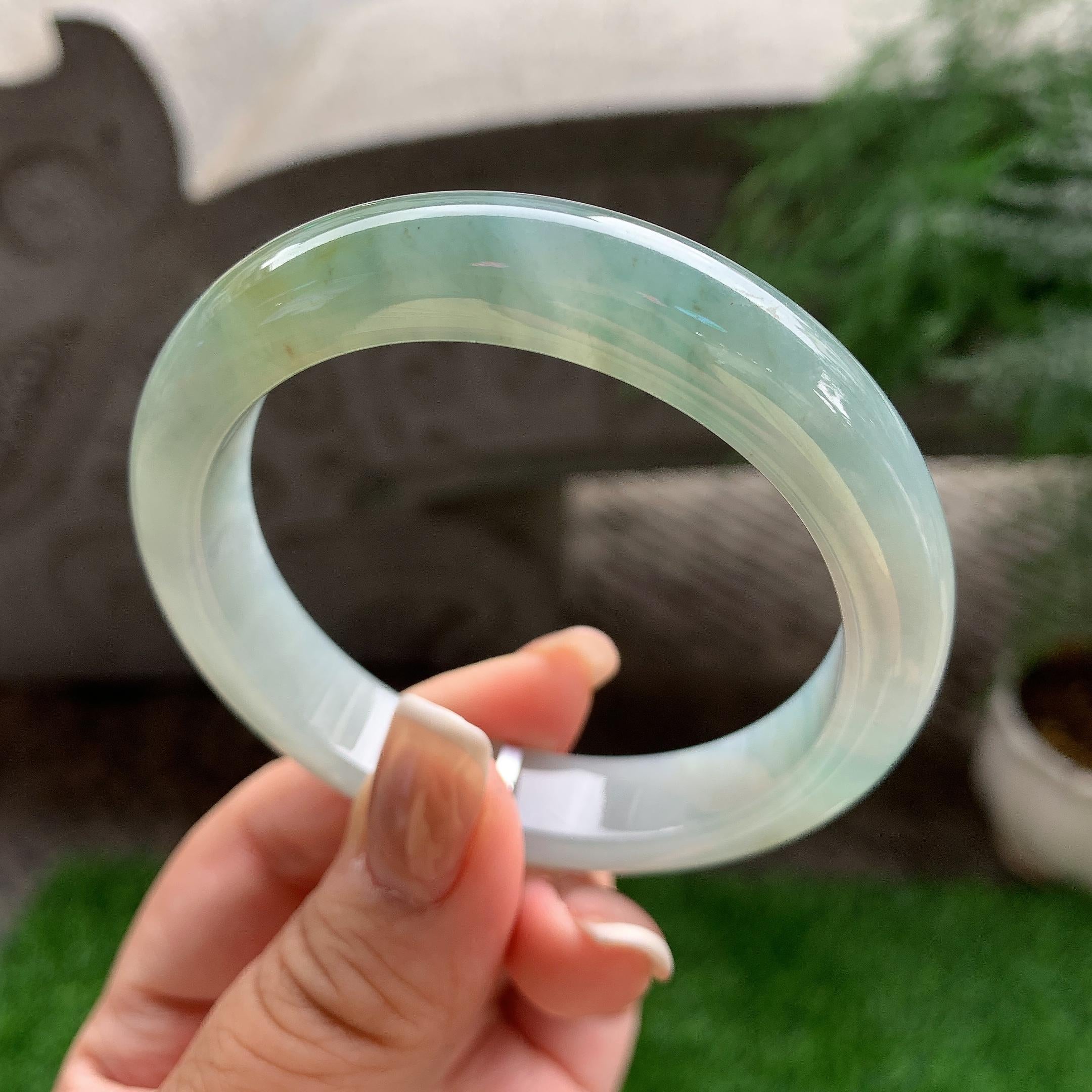 细糯种油青底飘蓝花黄翡正圈平安镯 56.2圈口 天然缅甸A货翡翠（yc383137）