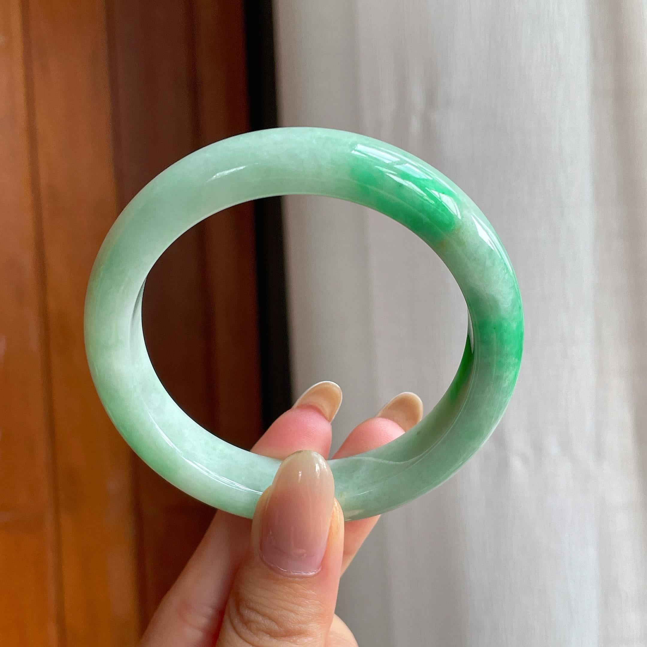 糯冰带色翡翠平安镯（55.6mm)（yc415425）