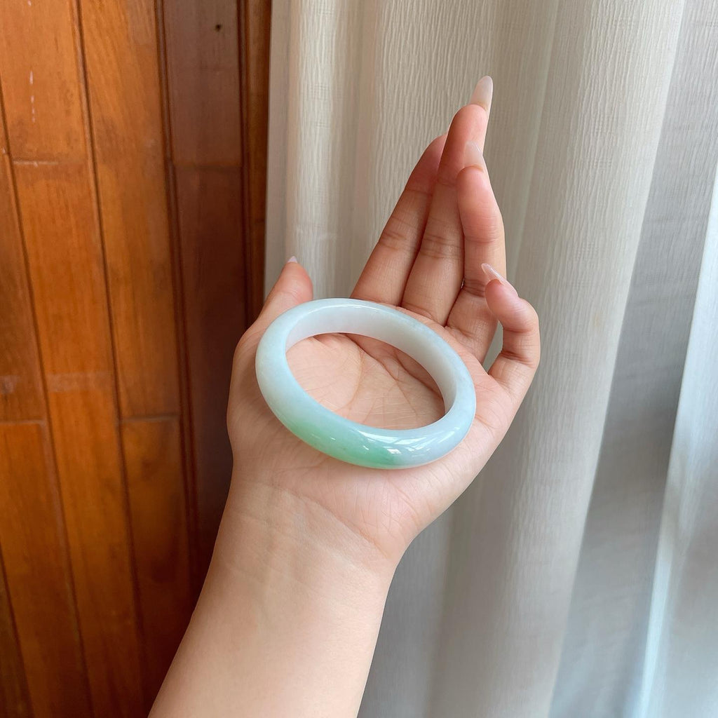 细糯冰白底青翡翠平安镯（54mm）（yc278067）