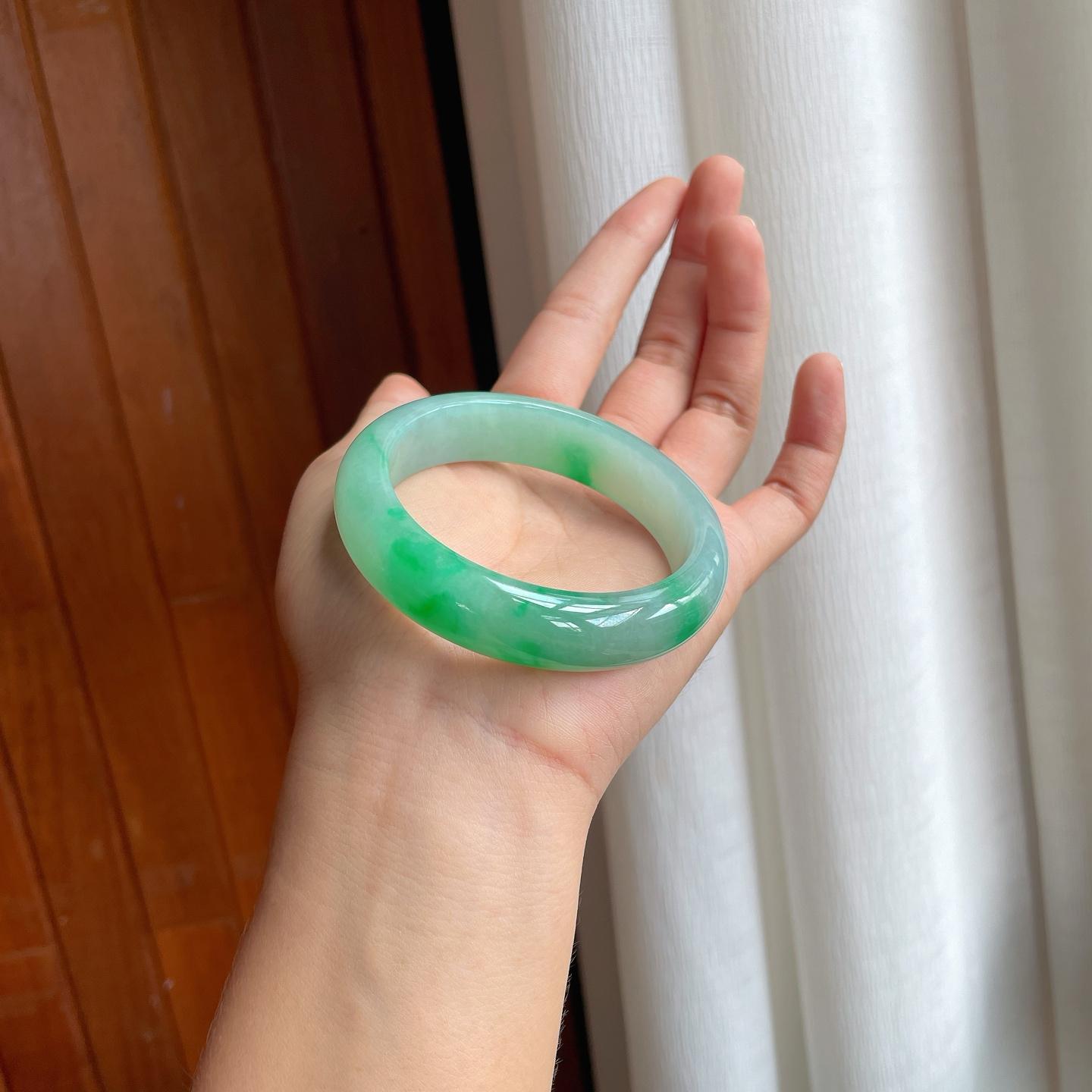 冰种带色翡翠平安镯（56mm）（yc249169）