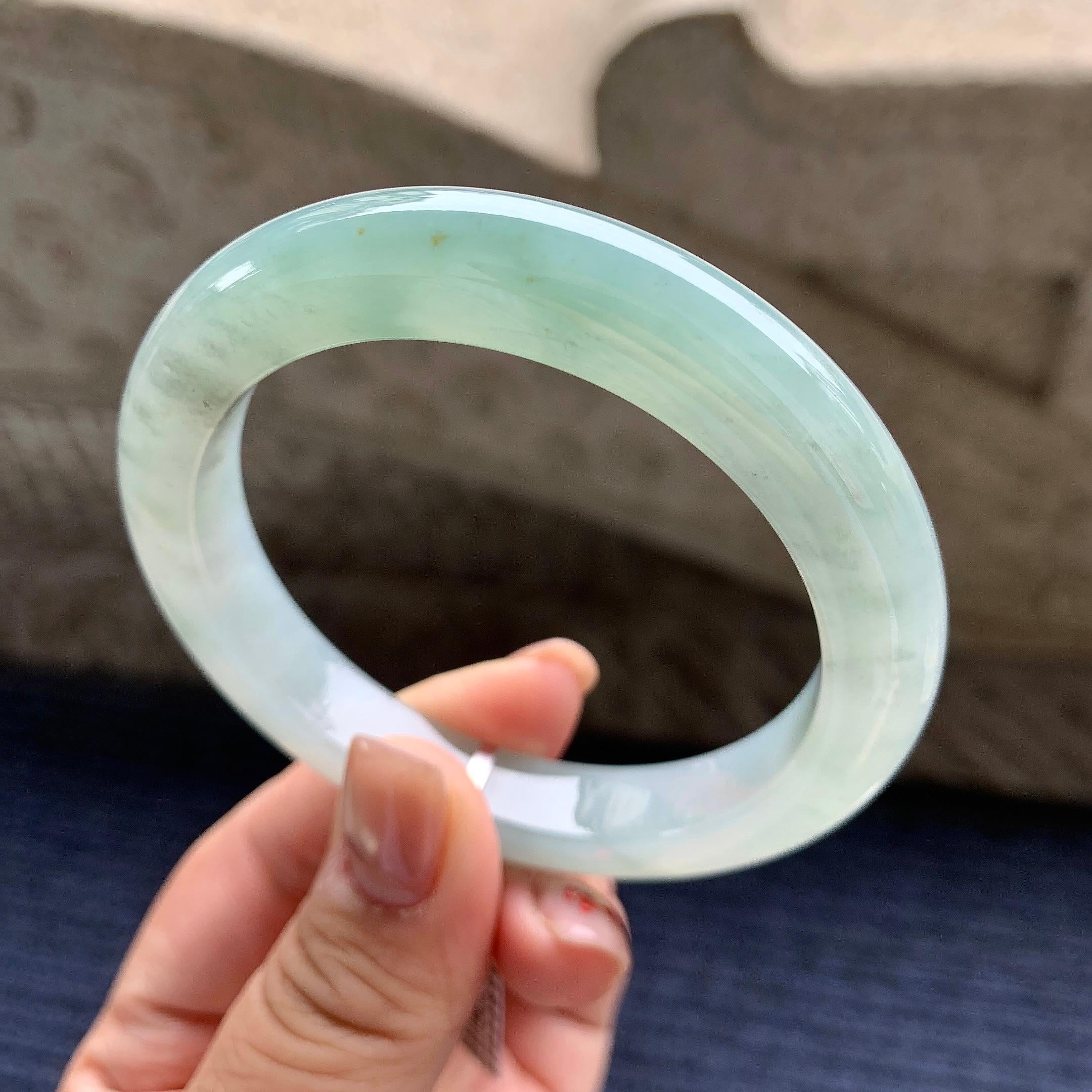 糯冰种晴底飘蓝花正圈平安镯 56.5圈口 天然缅甸A货翡翠（yc345043）