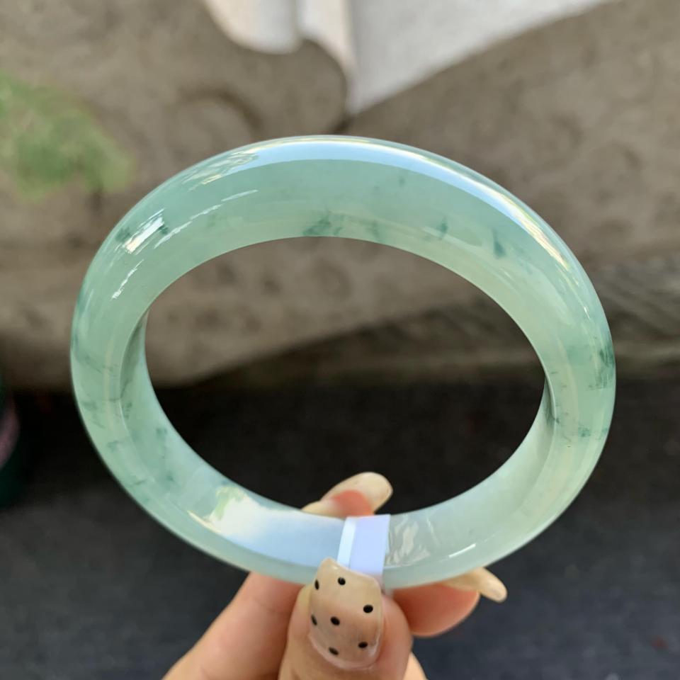 糯冰飘花翡翠平安镯（55.5mm）（yc028426）