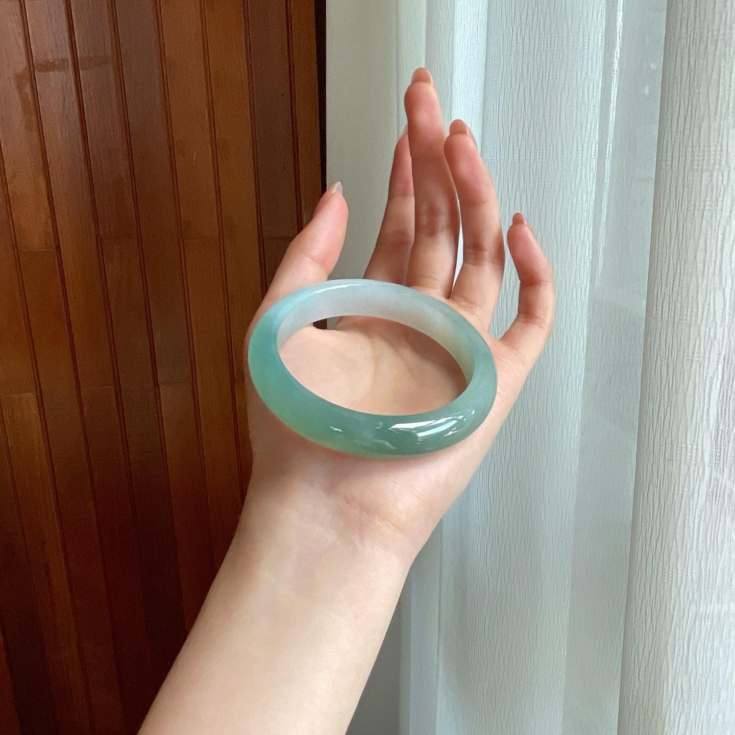 糯冰晴底半山水翡翠平安镯（56mm)（yc363409）