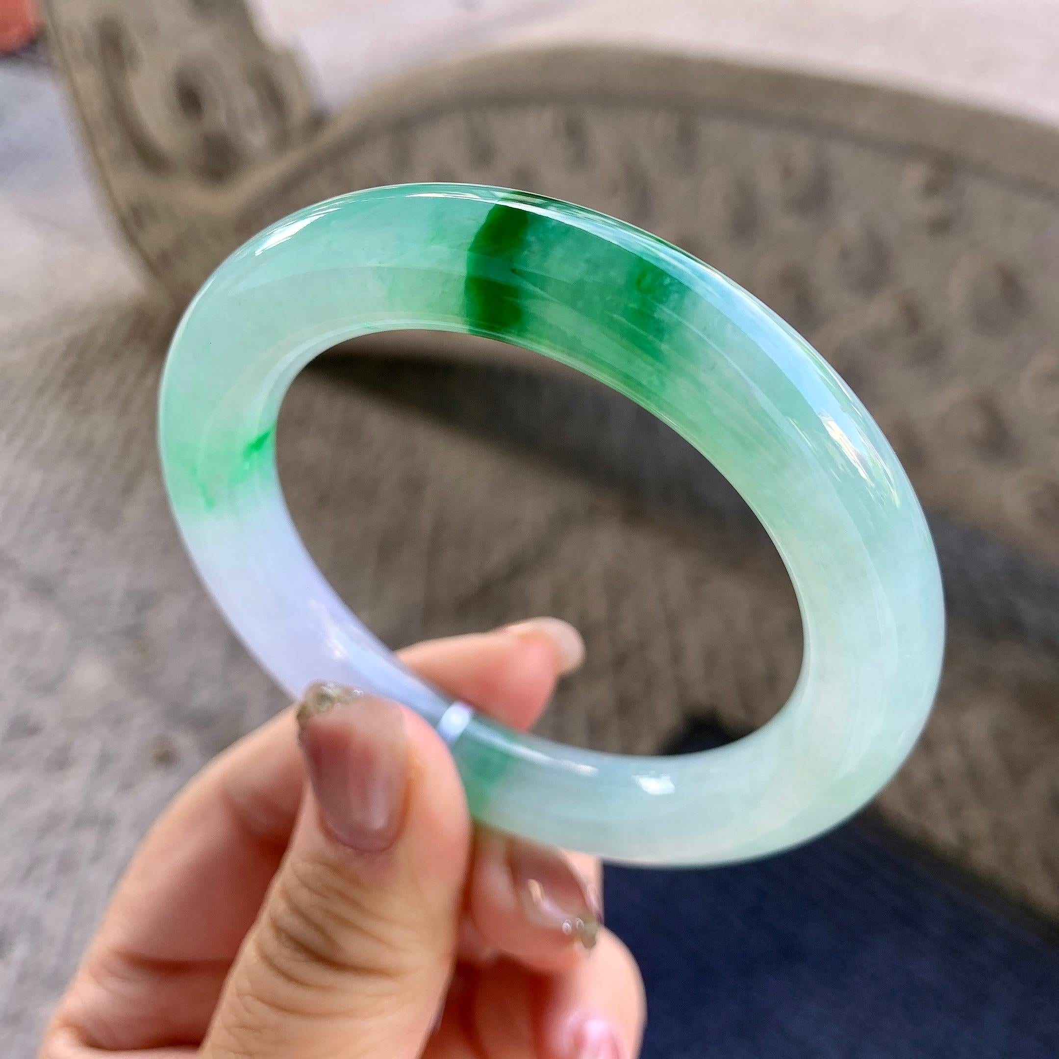 糯冰种飘花圆条手镯（53.8mm）（yc290959）