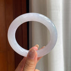 冰种淡春底翡翠圆条手镯（58.5mm）（yc419566）