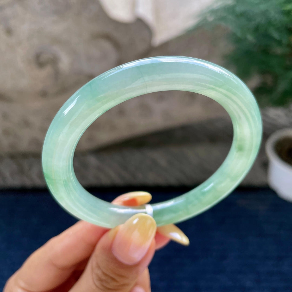 糯冰种晴底飘花圆条手镯53.9圈 天然缅甸A货翡翠（yc483945）