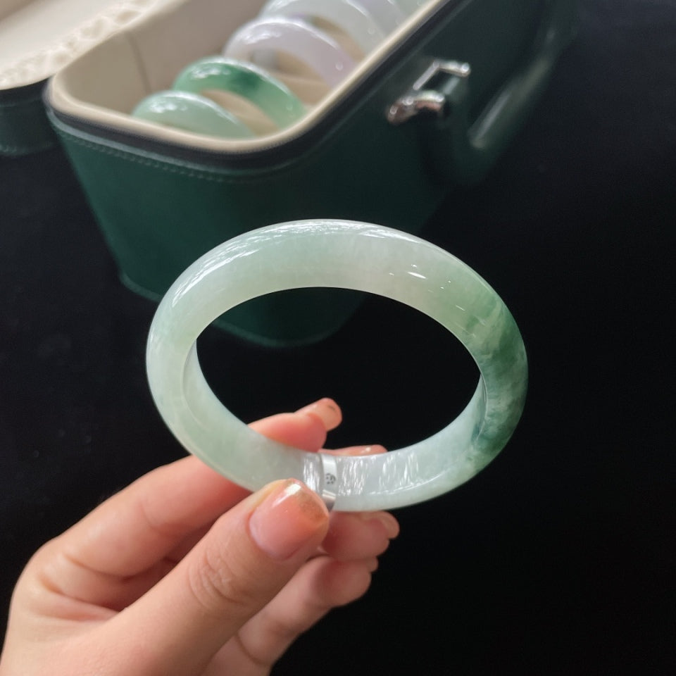 糯种飘花正圈翡翠手镯（56mm）（yc019443）