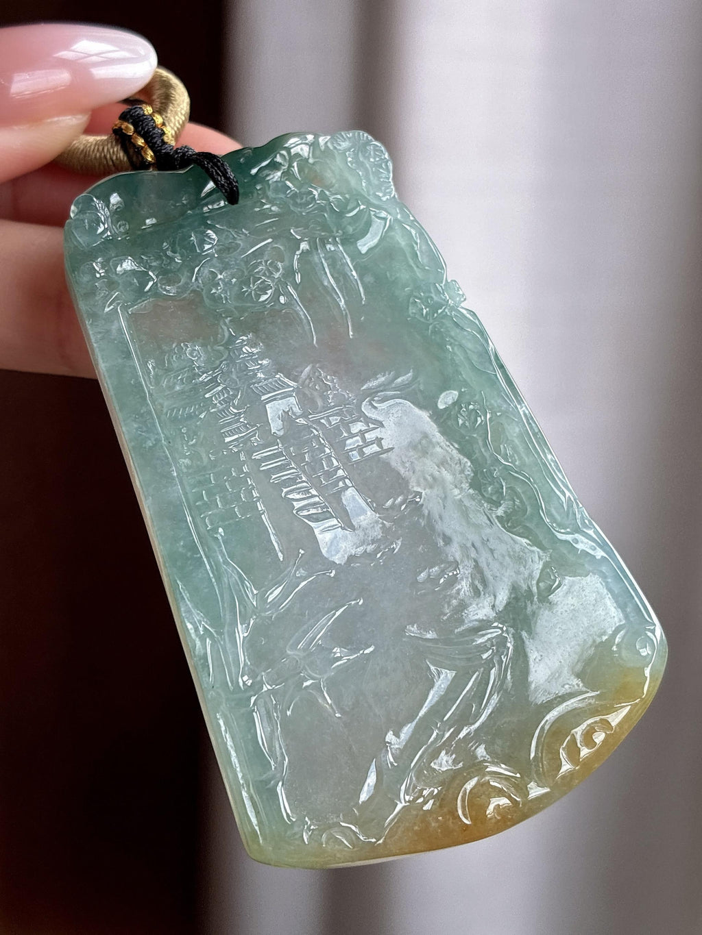 糯冰晴底飘黄山水牌挂件（yc750946）