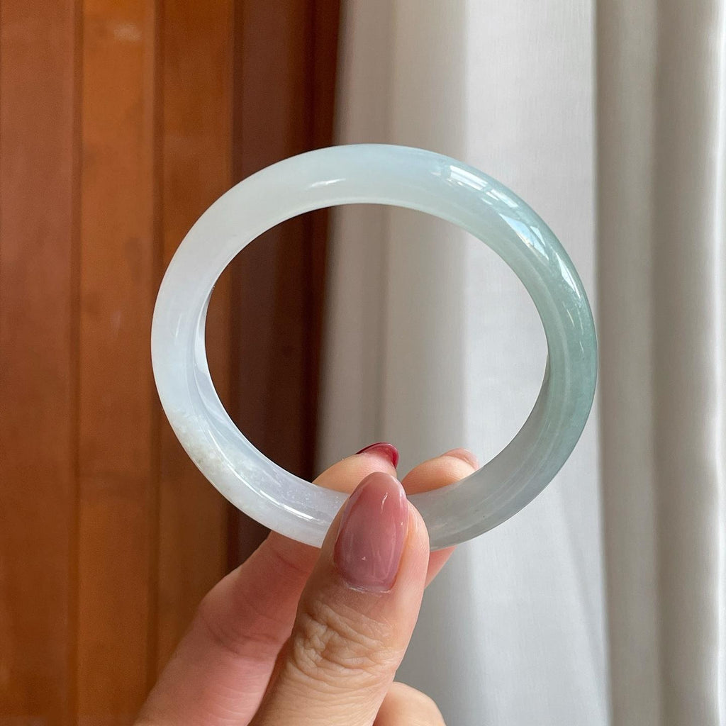 糯冰淡底色翡翠平安镯（53.6mm）（yc302322）