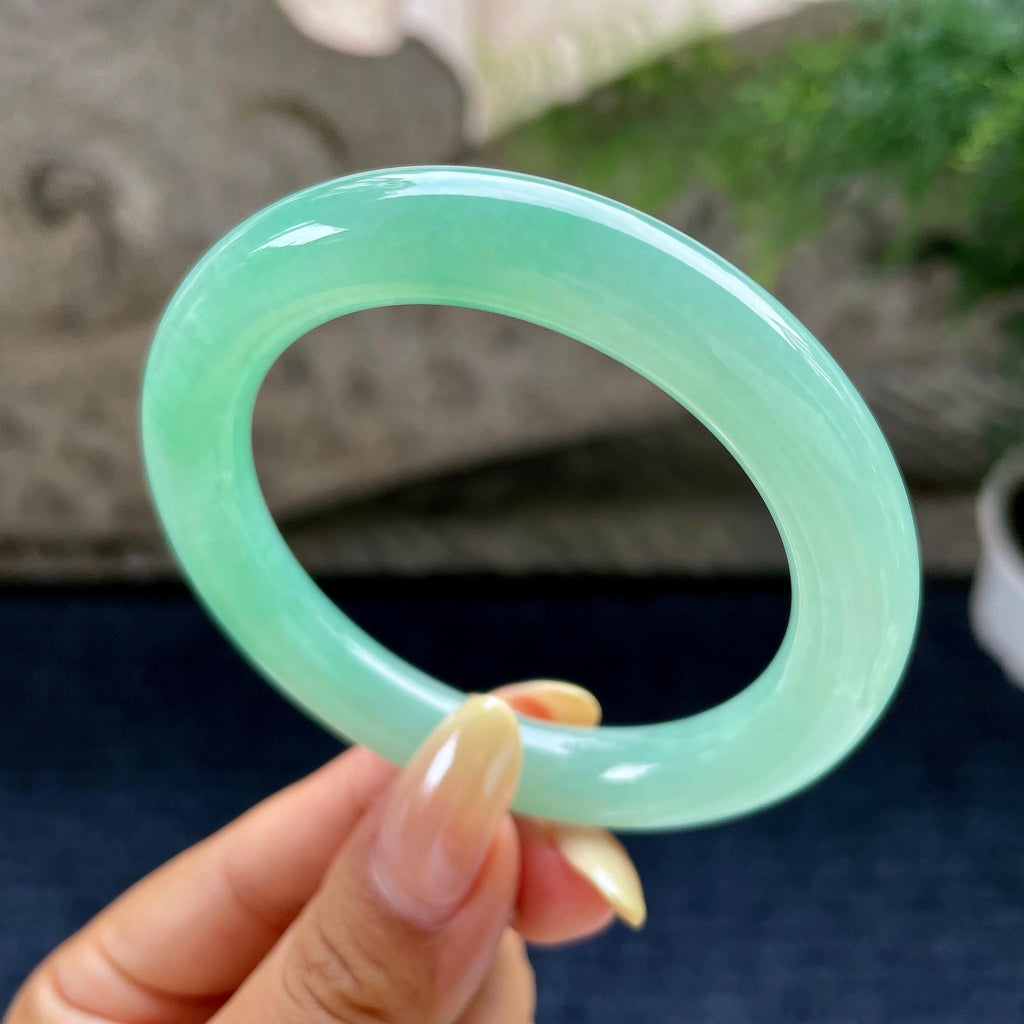 小圈口 细糯种翠绿圆条手镯53.6圈 天然缅甸A货翡翠（yc489324）