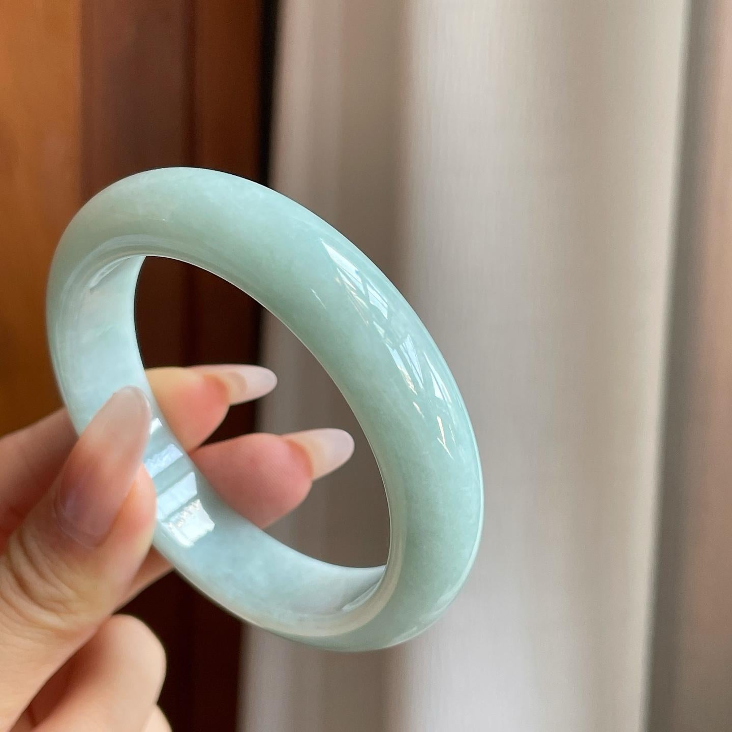 糯冰晴底翡翠平安镯（54.4mm）（yc282584）