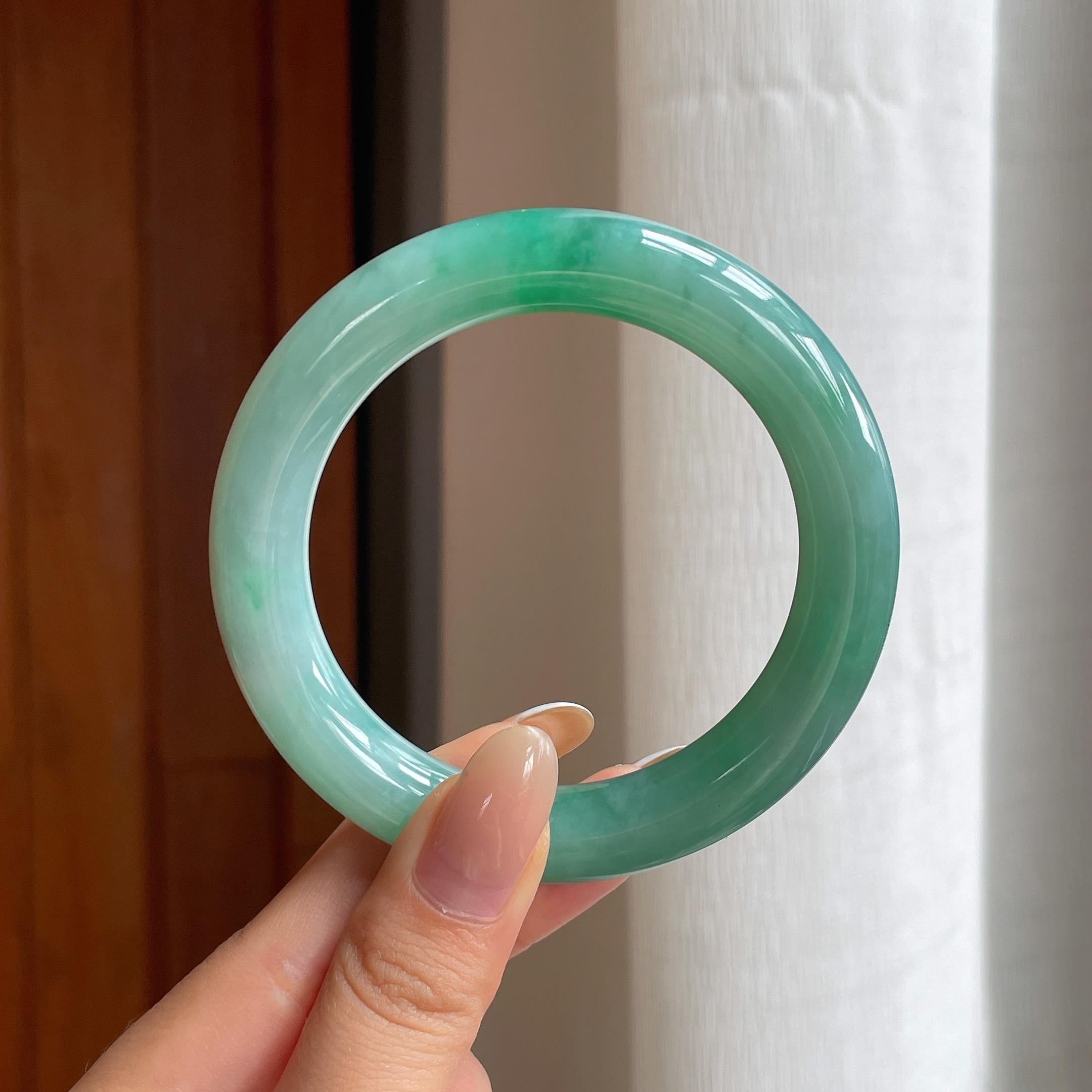 糯冰带色翡翠圆条手镯（56.2mm)（yc423149）