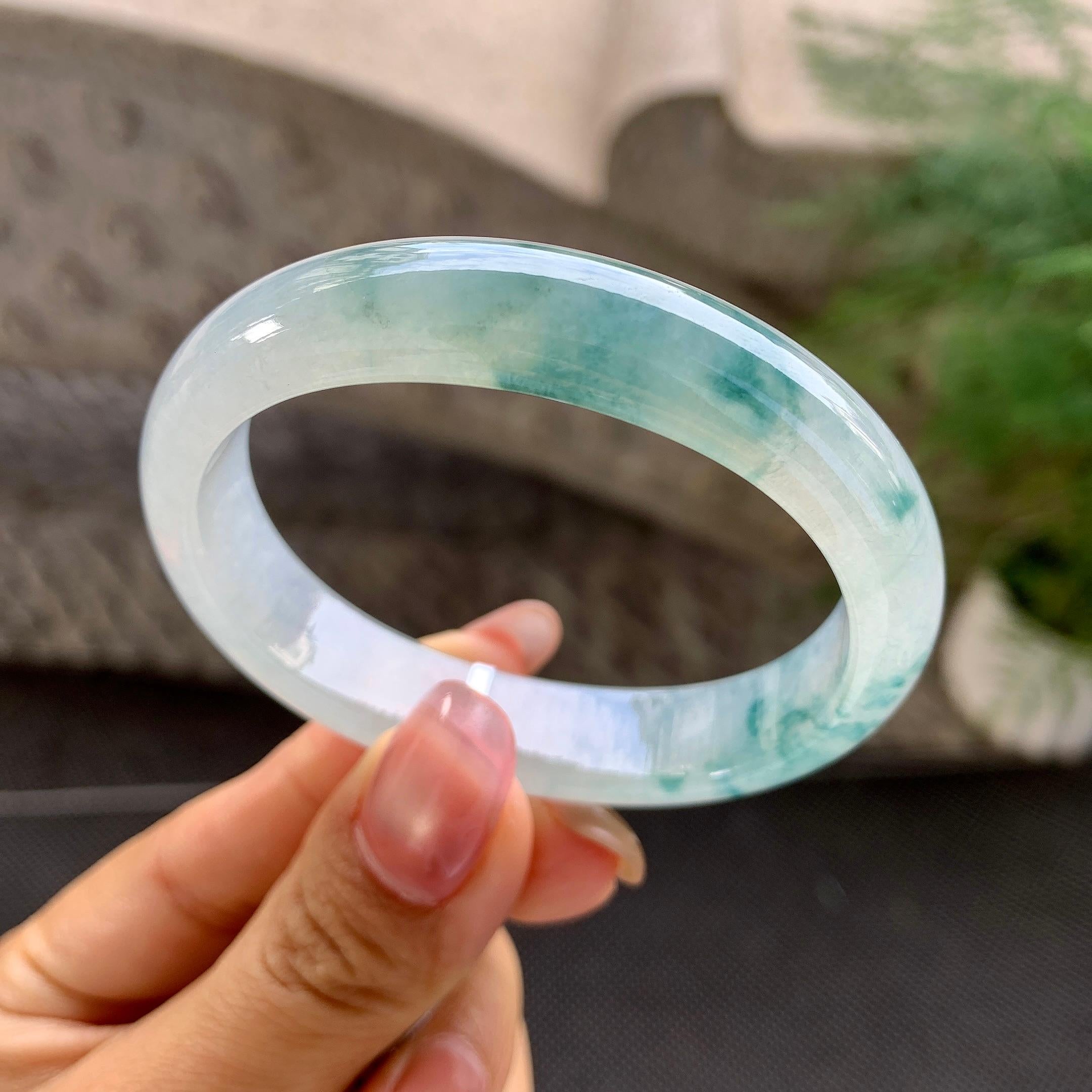 糯冰种飘花贵妃手镯（51.5mm）（yc288667）