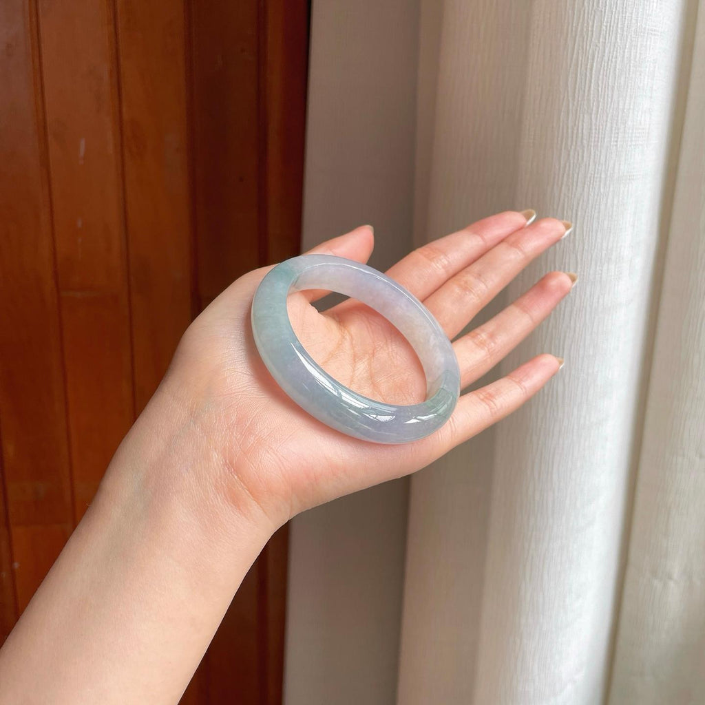糯冰淡春底飘花翡翠平安镯（54mm)（yc376792）