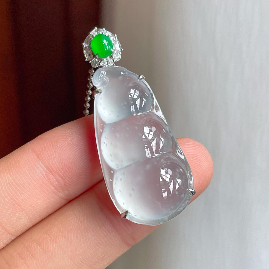 18k金镶冰玻种雪花棉翡翠豆子（yc248486）