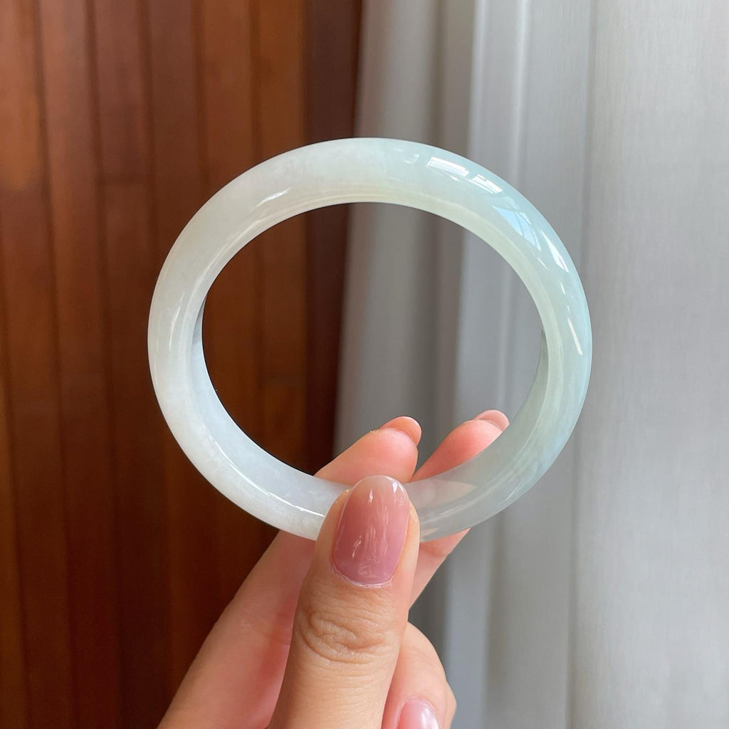 糯冰种晴底翡翠平安镯（56mm)（yc323757）