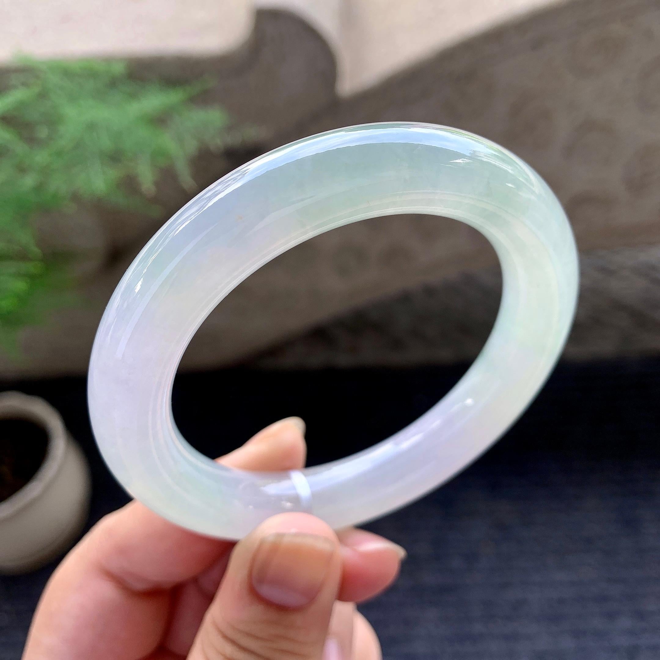 细糯种淡春彩圆条手镯（56mm）（yc195931）
