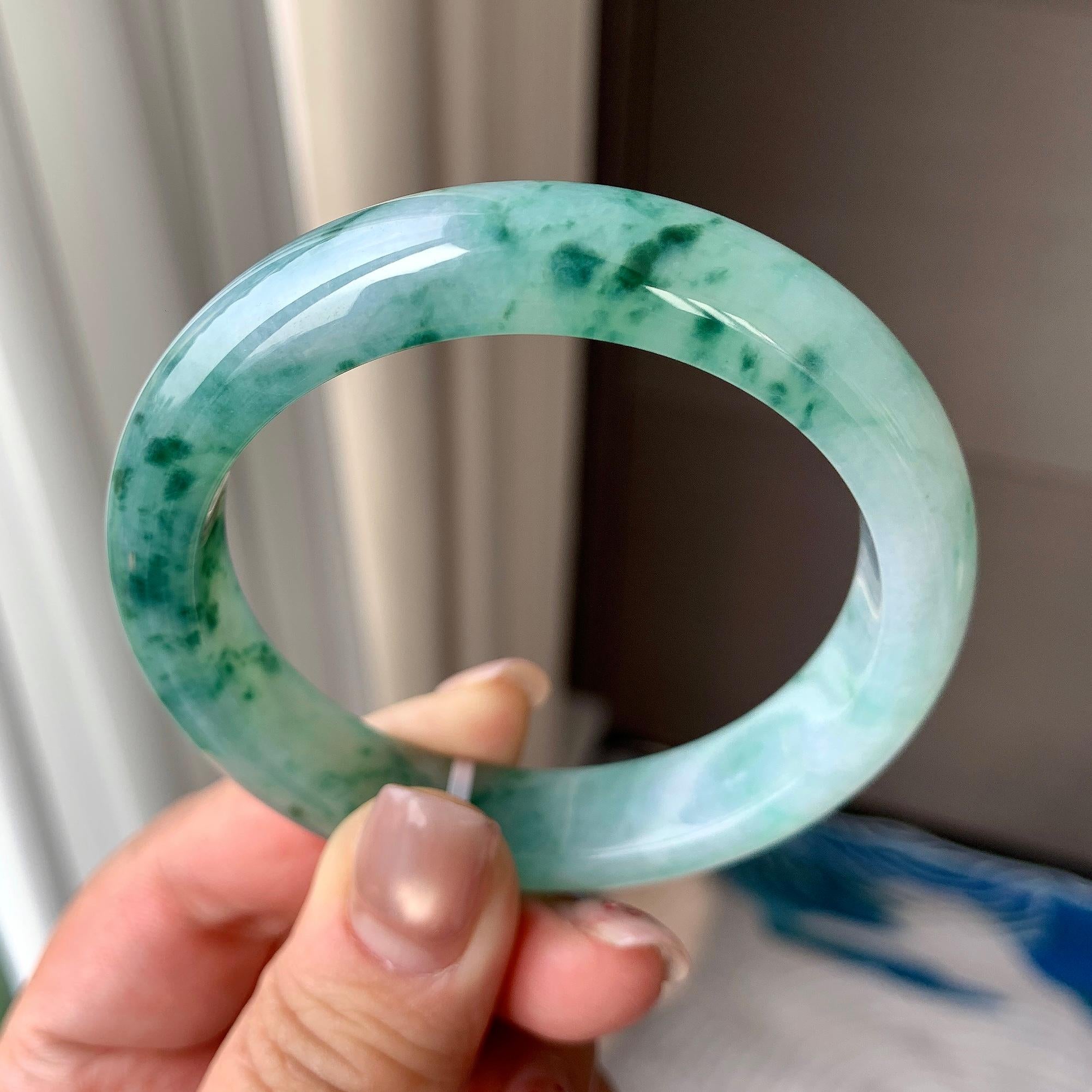 糯冰种飘绿花正圈平安镯 55.5圈口 天然缅甸A货翡翠（yc357758）