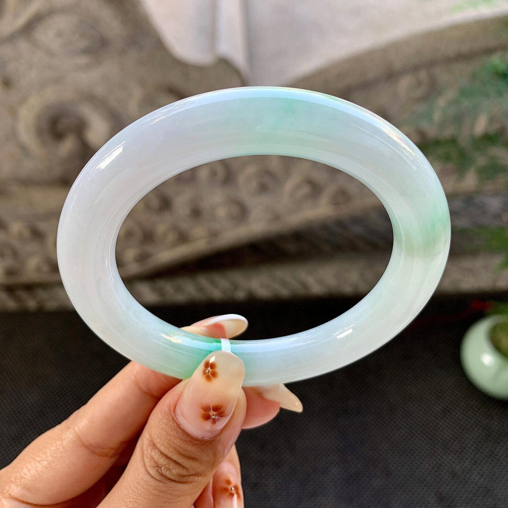 细糯种飘绿圆条手镯（55.9mm）（yc264075）