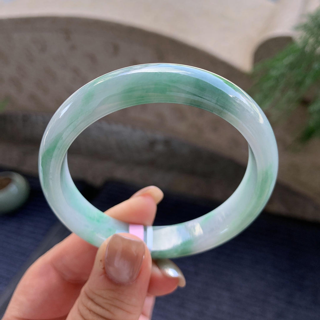 细糯种淡紫飘蓝花正圈平安镯  57.3圈口  天然缅甸A货翡翠（yc425978）