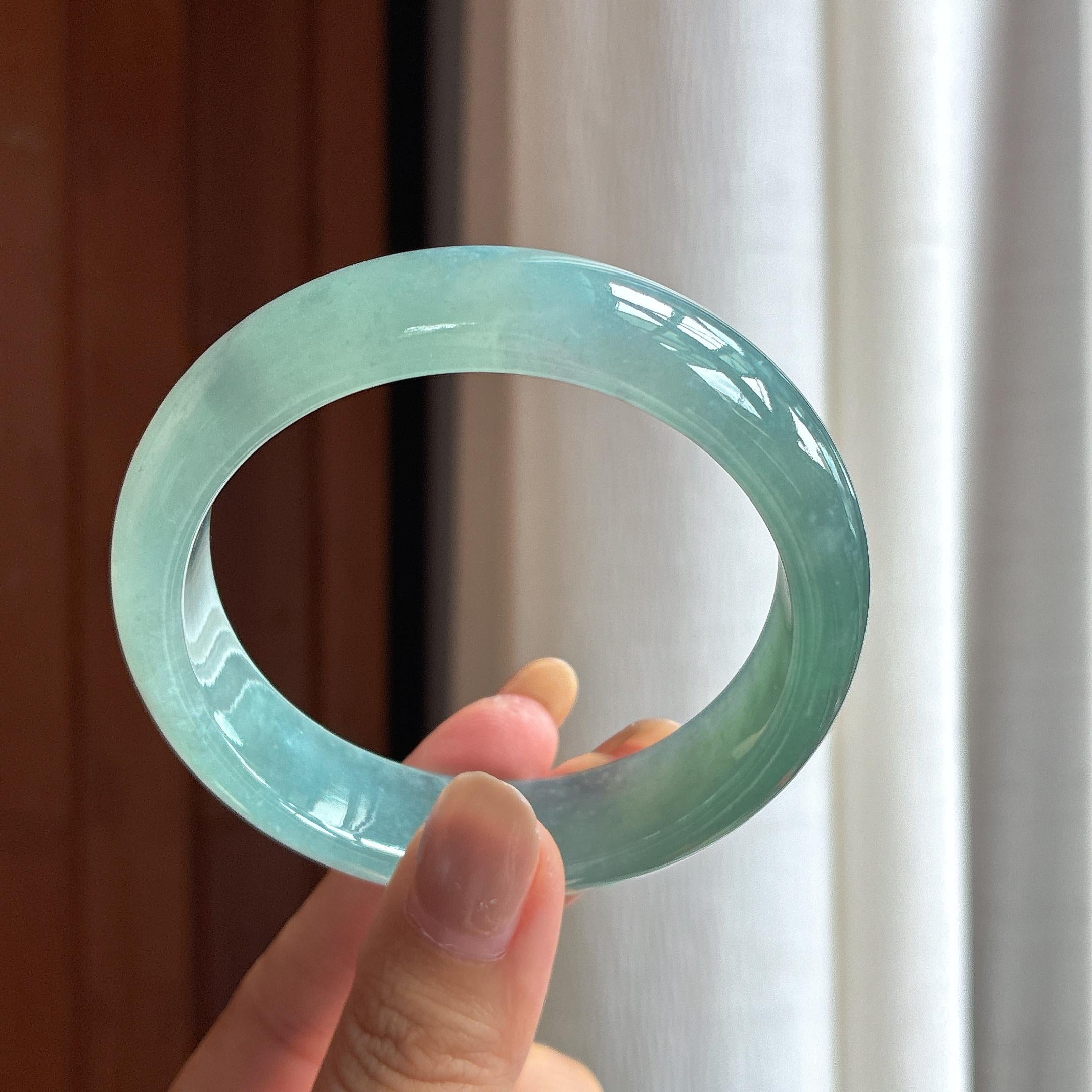 冰种湖水蓝宽版翡翠平安镯（57.8mm）（yc420191）