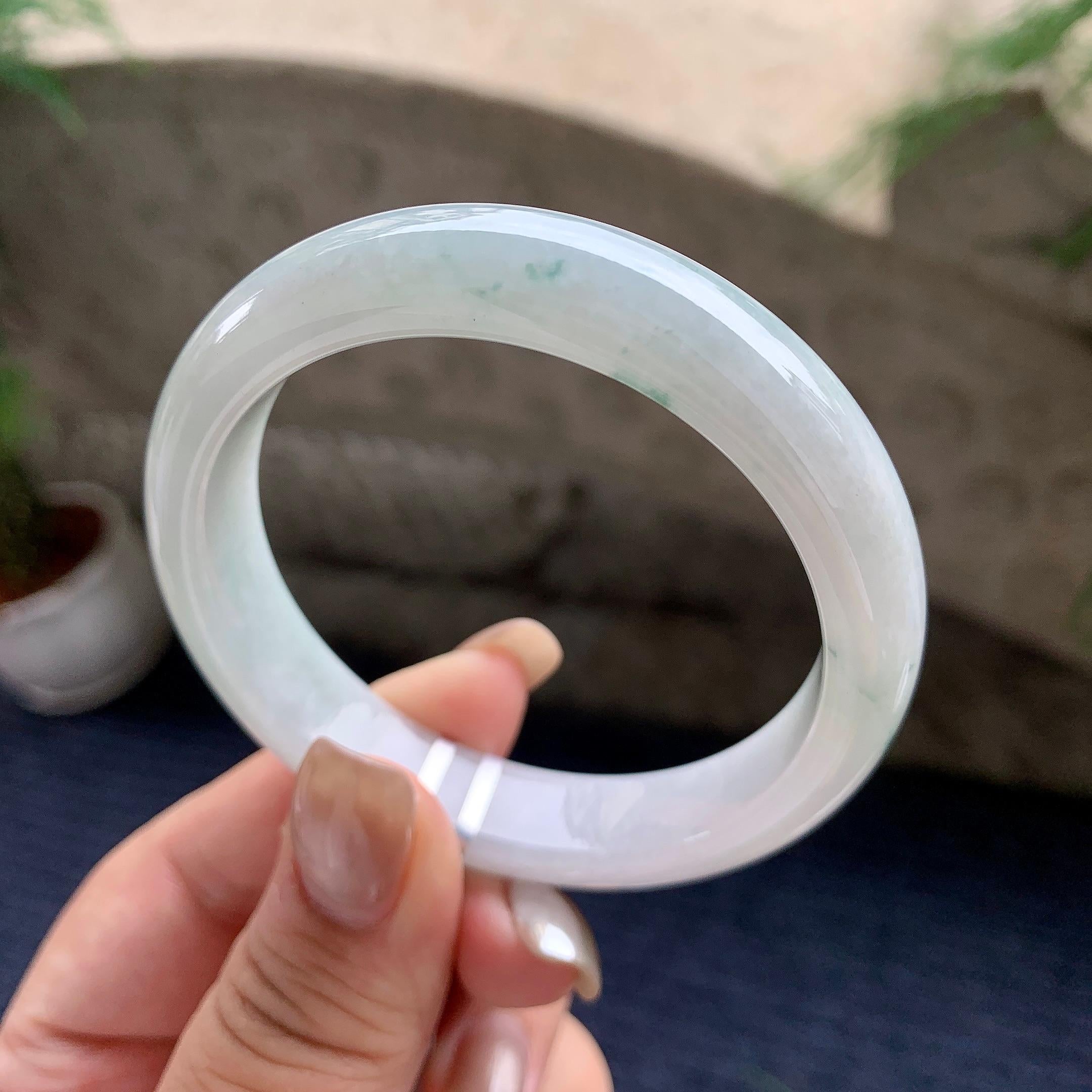 细糯种飘蓝花正圈平安镯  54圈口  天然缅甸A货翡翠（yc441176）