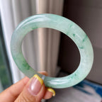 小圈口   细糯种飘绿花圆条手镯53.2圈   天然缅甸A货翡翠（yc362907）