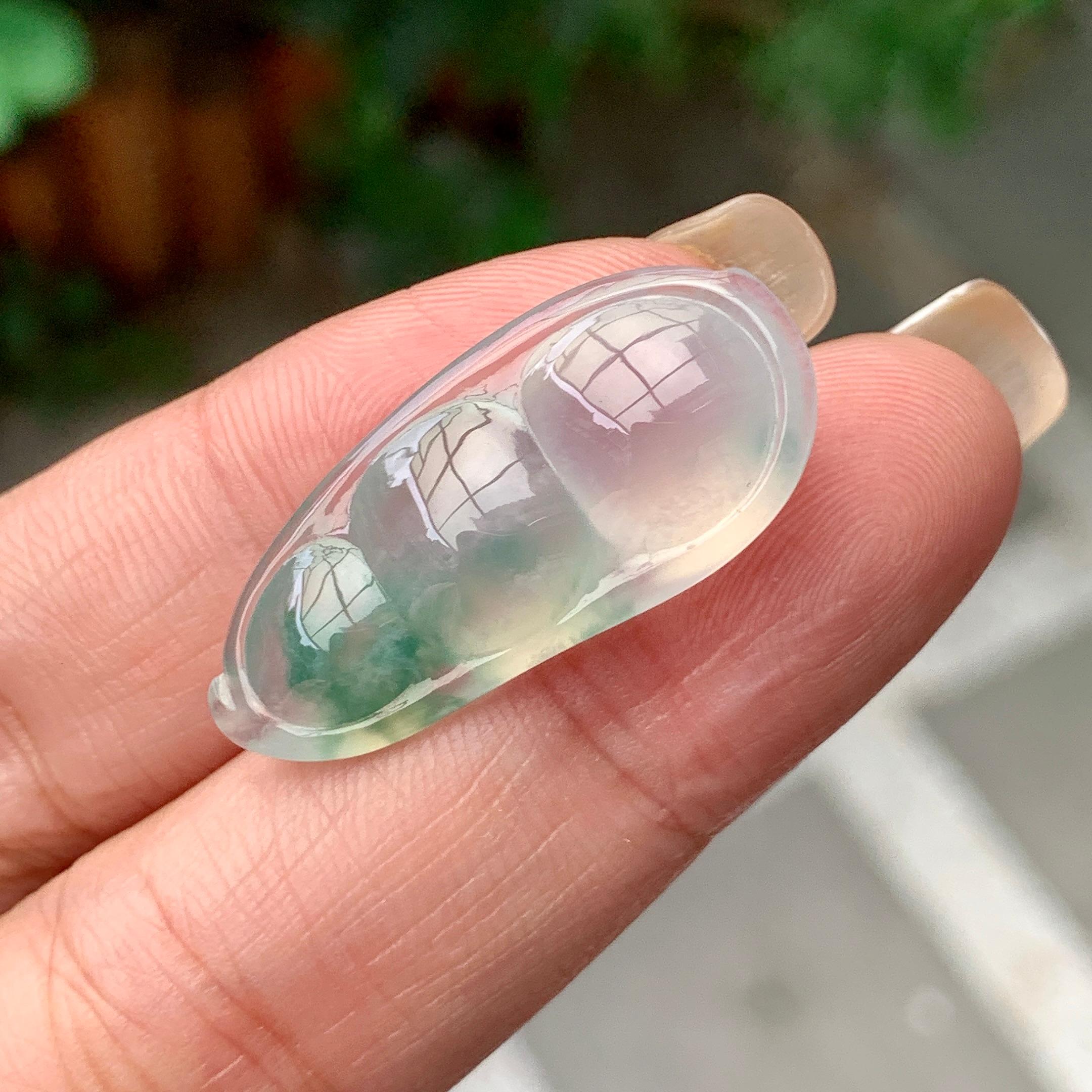 糯冰种飘蓝花福豆吊坠 天然缅甸A货翡翠（yc392767）