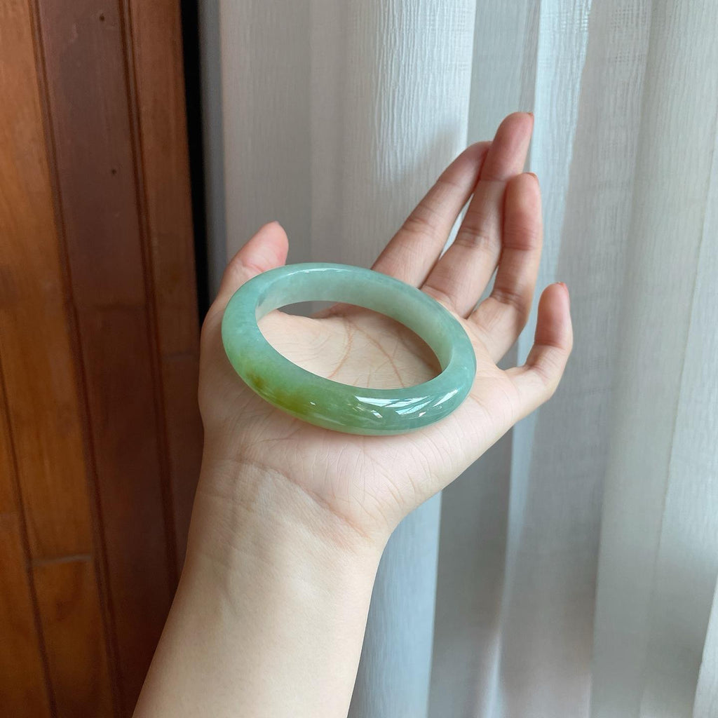 糯冰晴底带黄翡翡翠平安镯（58mm）（yc310365）