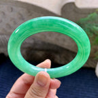 细糯种翠绿圆条手镯（58.2mm）（yc264521）