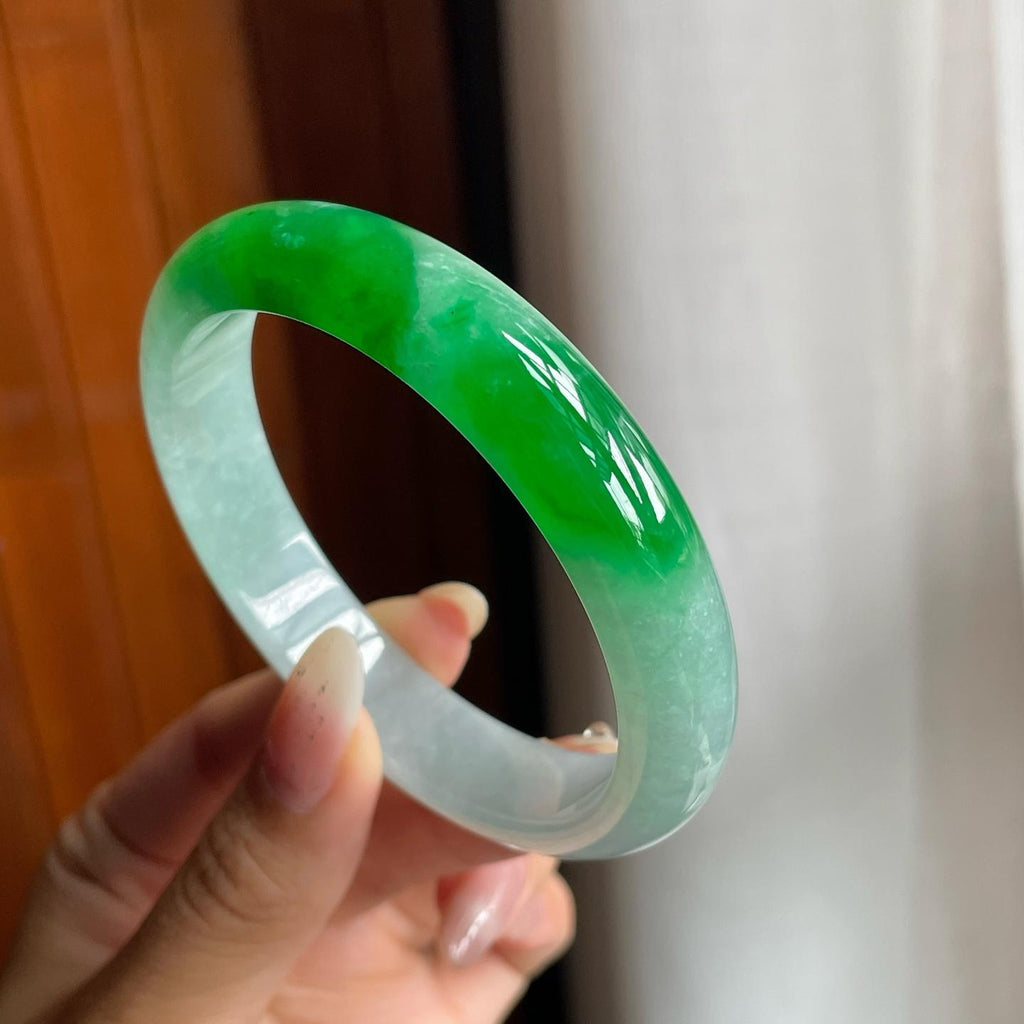 糯冰种带色翡翠平安镯（57.5mm）（yc221897）