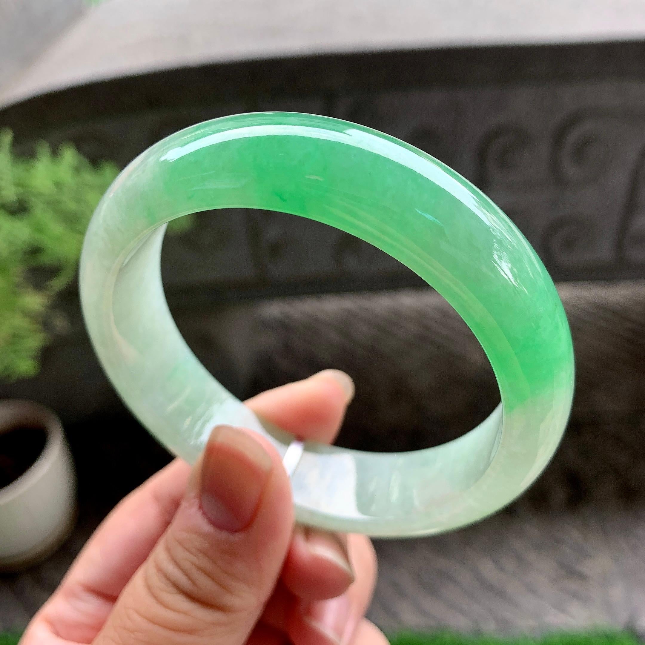 细糯种翠绿宽版轮胎手镯（59.3mm）（yc225043）