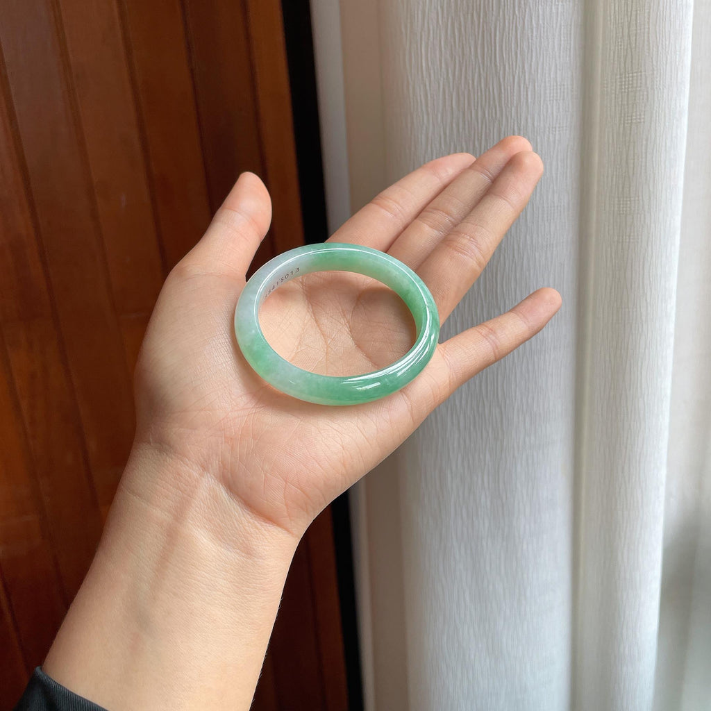糯冰果绿翡翠贵妃镯（53.5mm）（yc345458）