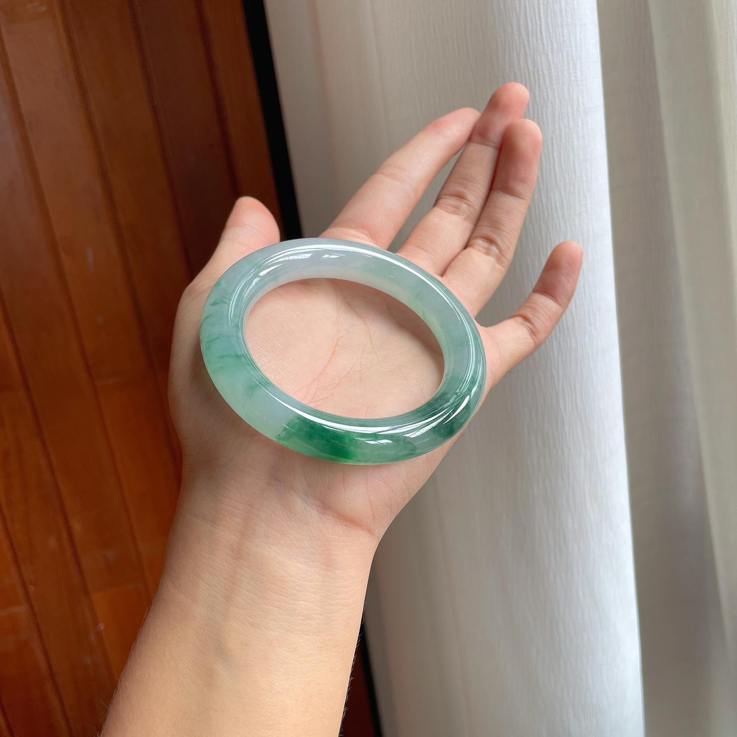 冰种飘花翡翠圆条手镯（55.8mm）（yc249168）