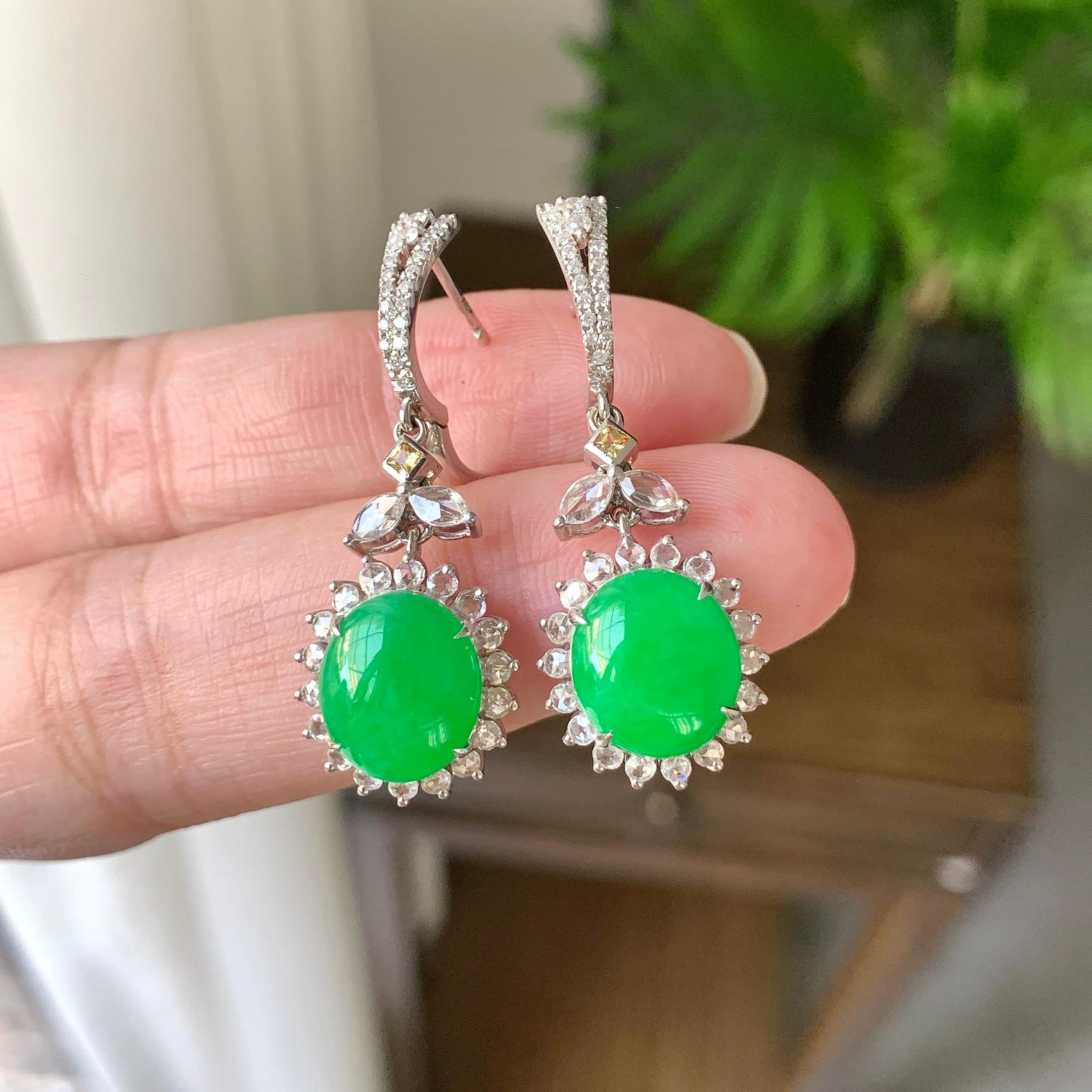 18K金钻镶细糯种翠绿蛋面耳坠（yc248183）