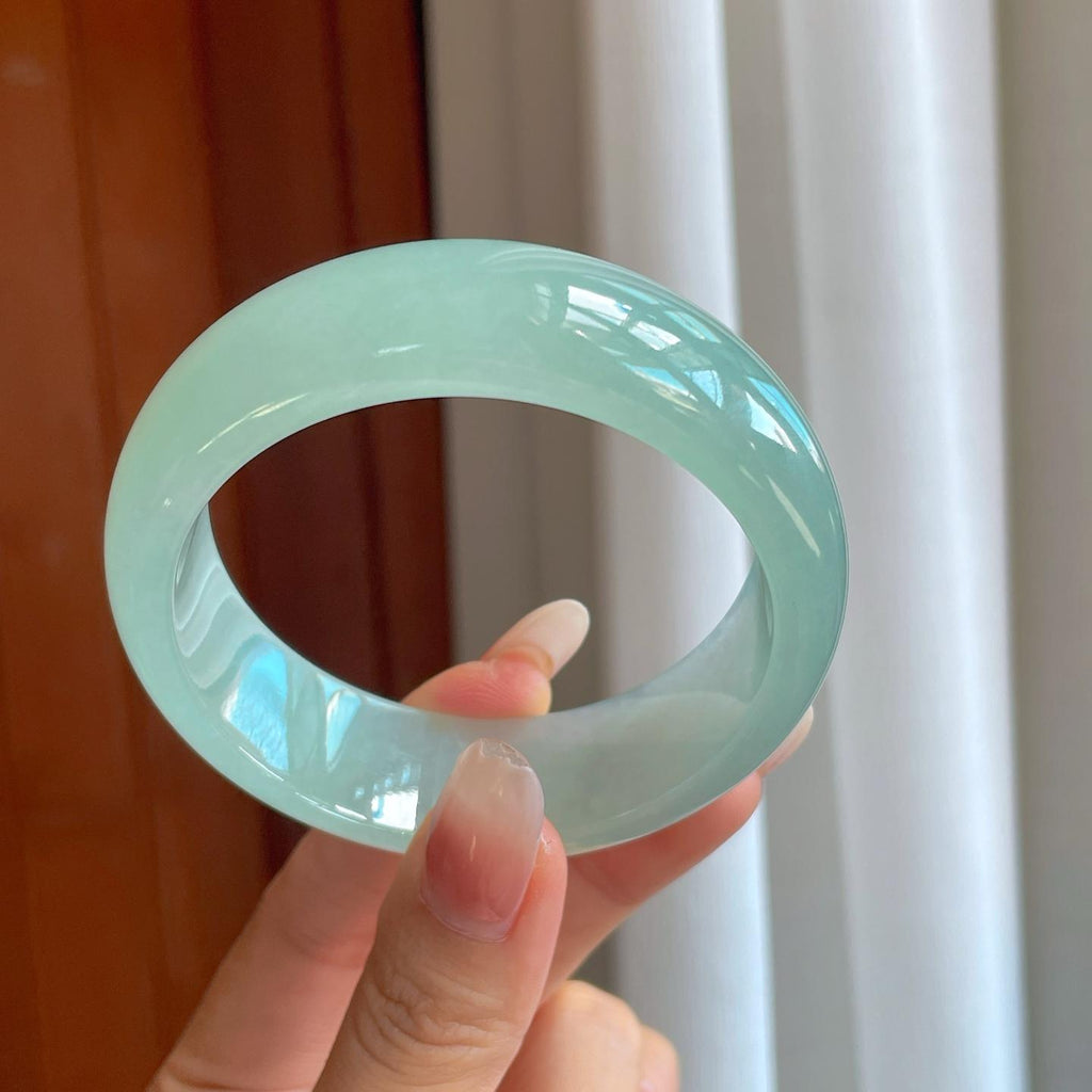 糯冰蓝晴底宽版翡翠平安镯（58mm）（yc274559）
