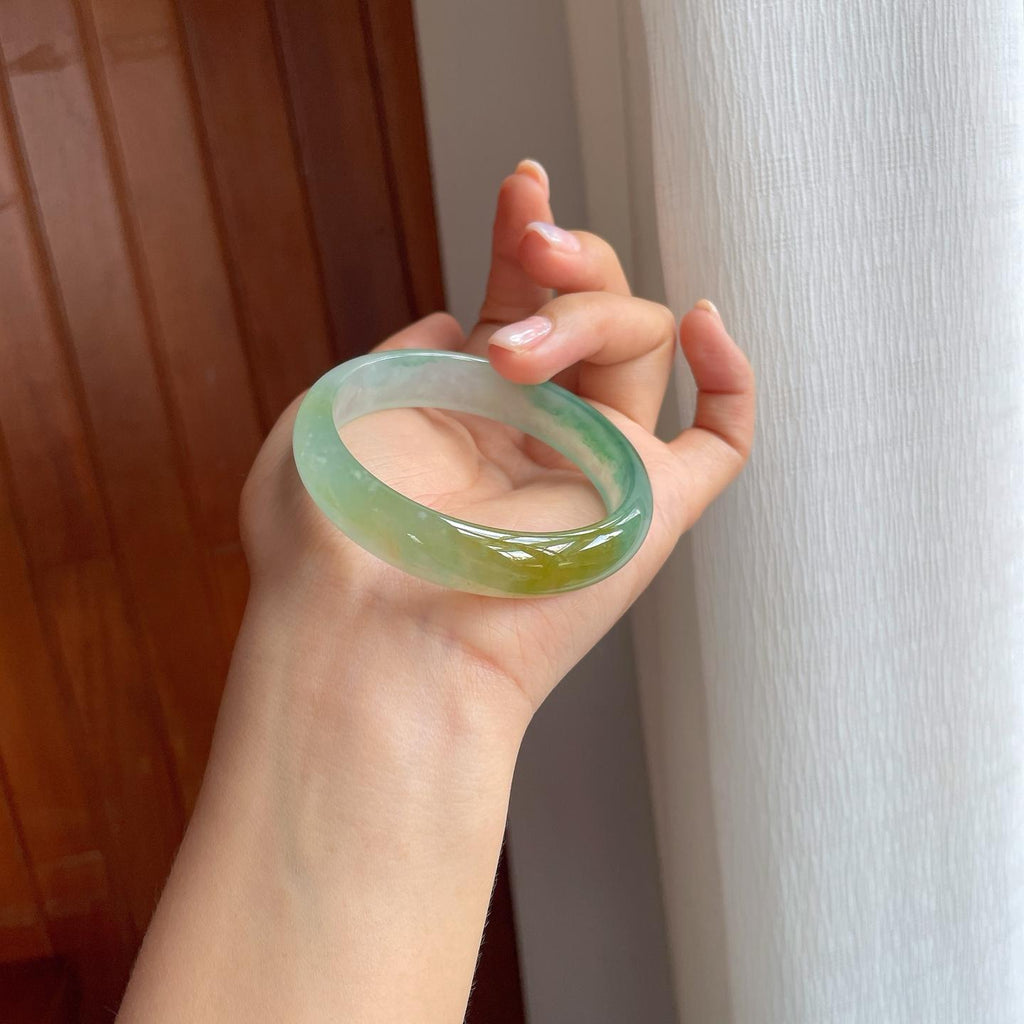 冰种黄加绿翡翠平安镯（56mm)（yc382843）