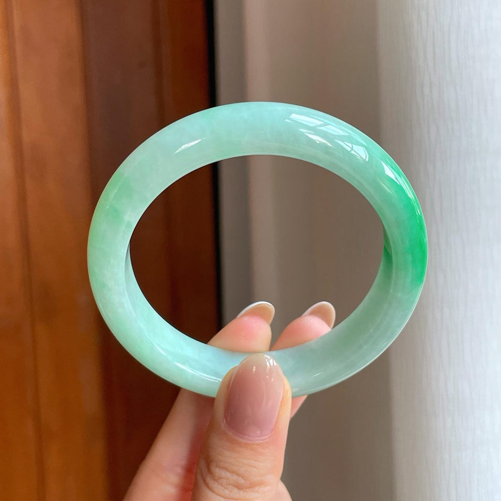 糯冰带翠色翡翠平安镯（53.6mm)（yc373964）