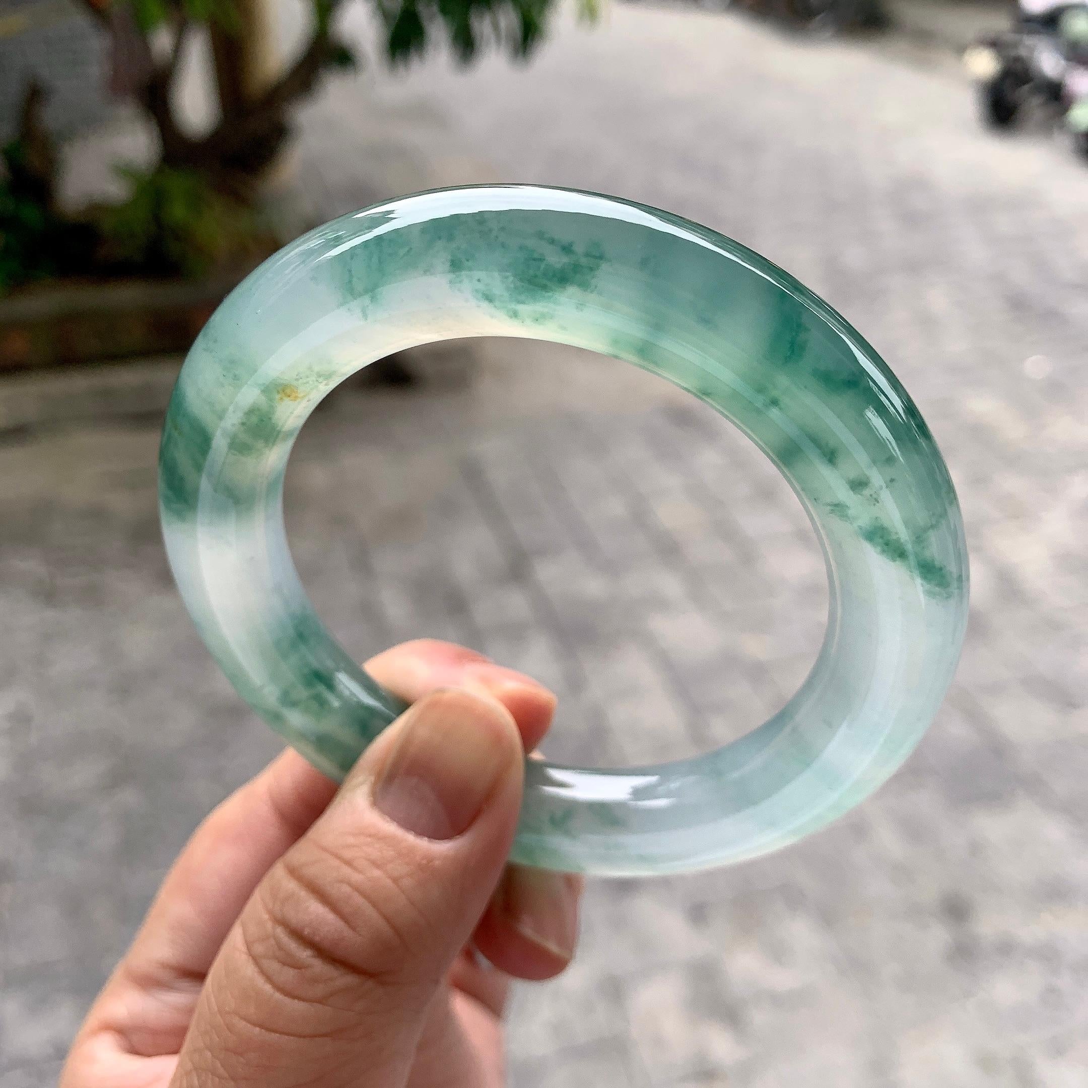 冰种飘花圆条手镯（55.8mm）（yc228026）