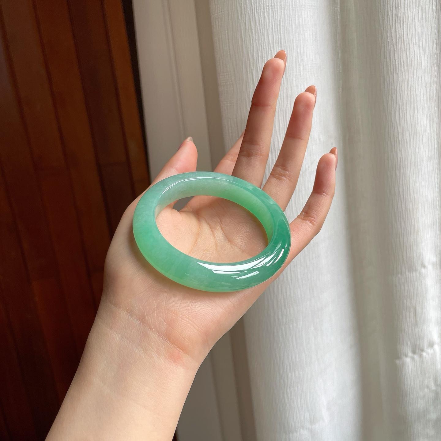 冰种满绿底翡翠平安镯（54mm）（yc342961）