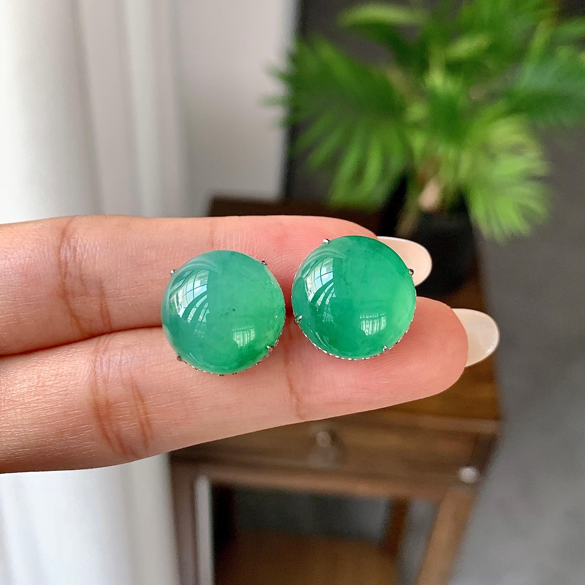 18K金镶糯冰种湖水绿蛋面耳钉（yc248202）