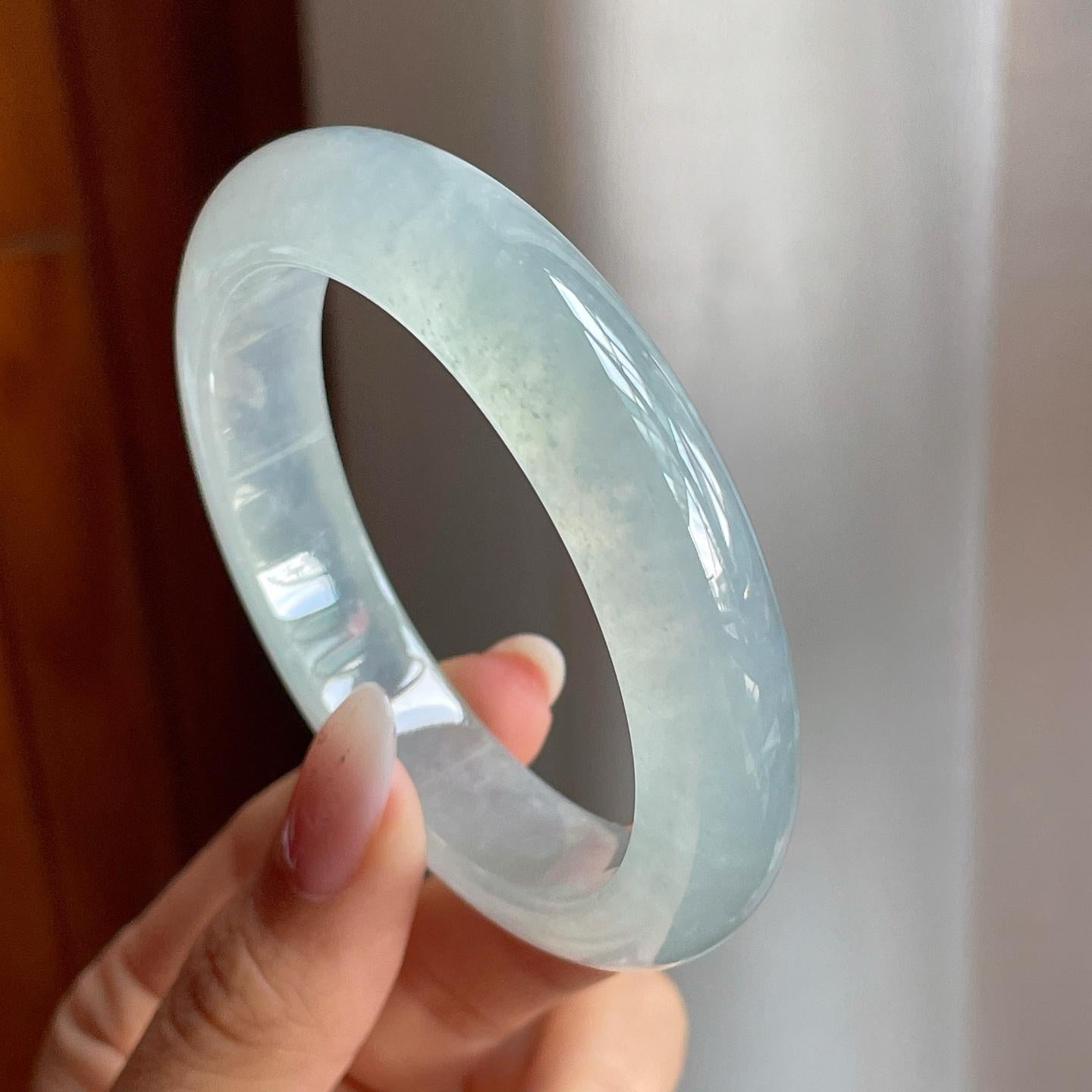 冰种带底色翡翠平安镯（54mm）（yc204368）