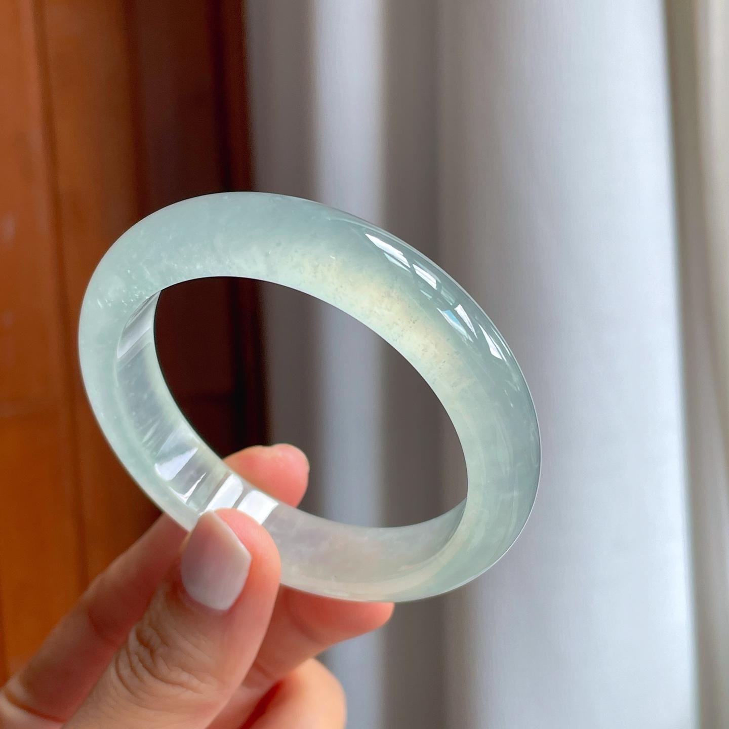 冰种淡底色翡翠平安镯（54.5mm）（yc247187）