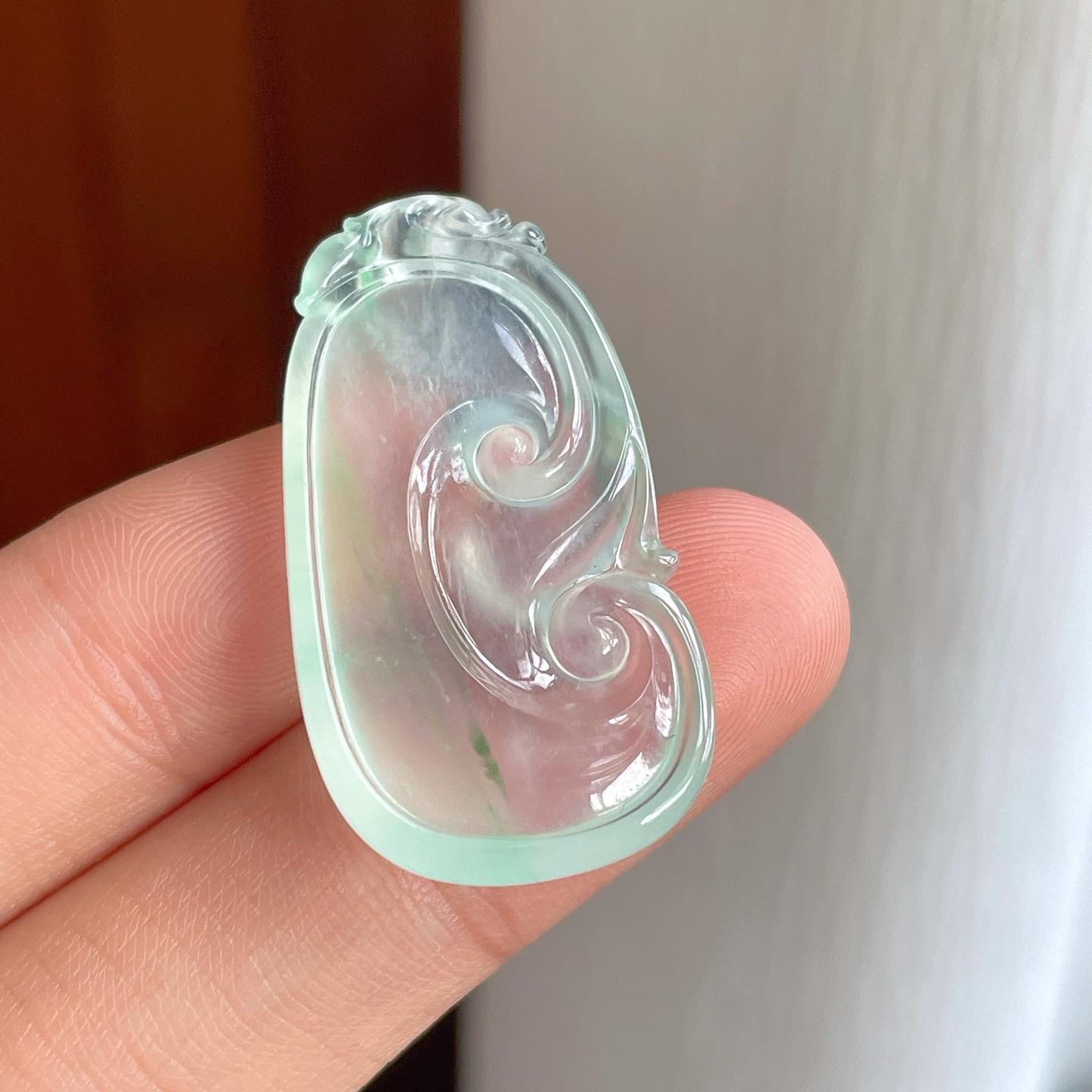 玻璃种带金丝翠翡翠如意（yc276683）