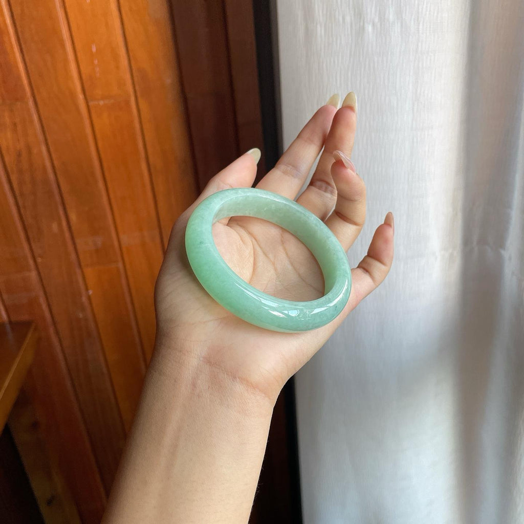 细糯种晴底翡翠平安镯（55.8mm）（yc220796）