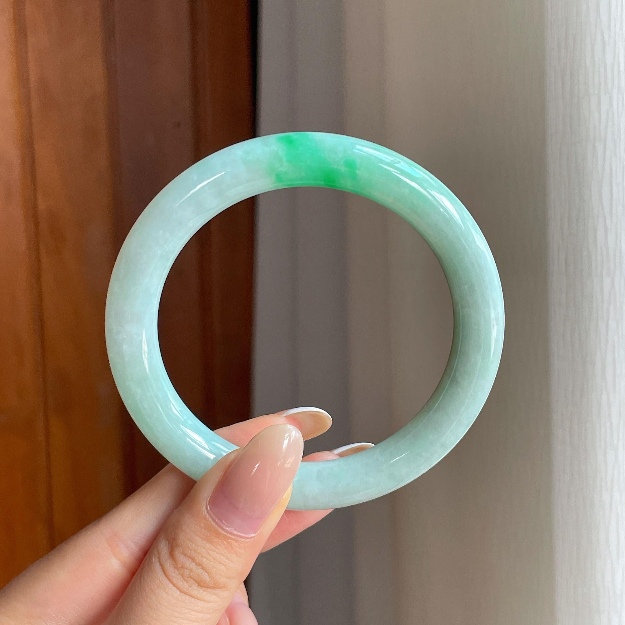 糯冰带色翡翠圆条手镯（55mm)（yc416491）
