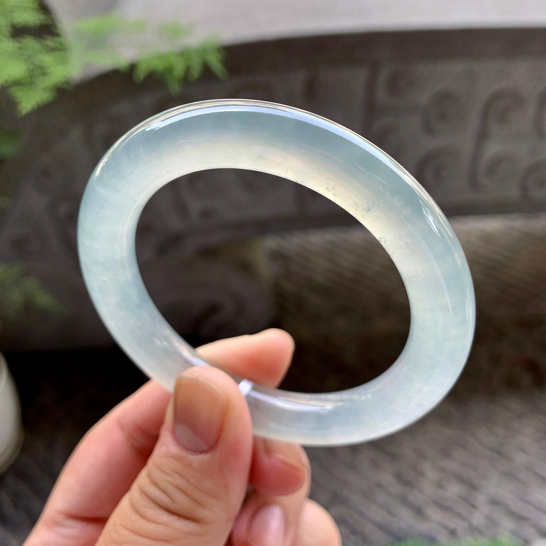 冰种淡晴底圆条手镯（53mm）