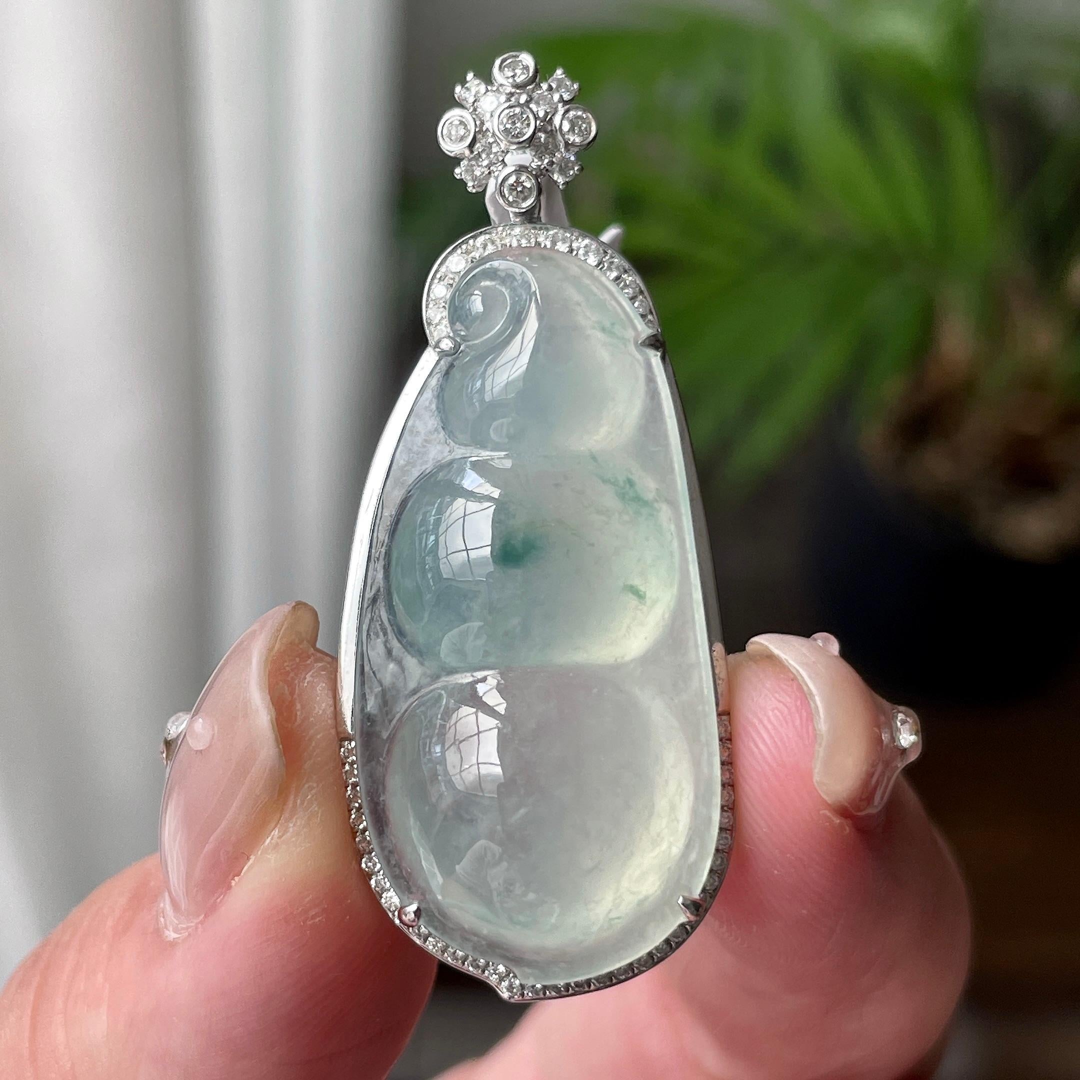 18K金钻镶糯冰种飘绿花福豆吊坠  天然缅甸A货翡翠（yc457105）